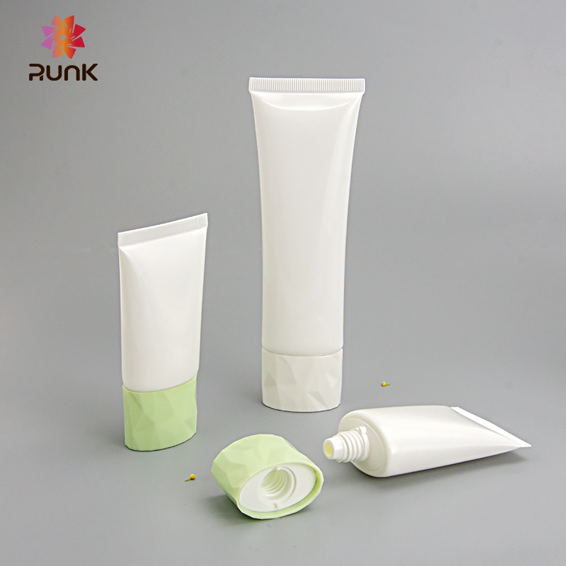 What is the best plastic for cosmetic packaging?